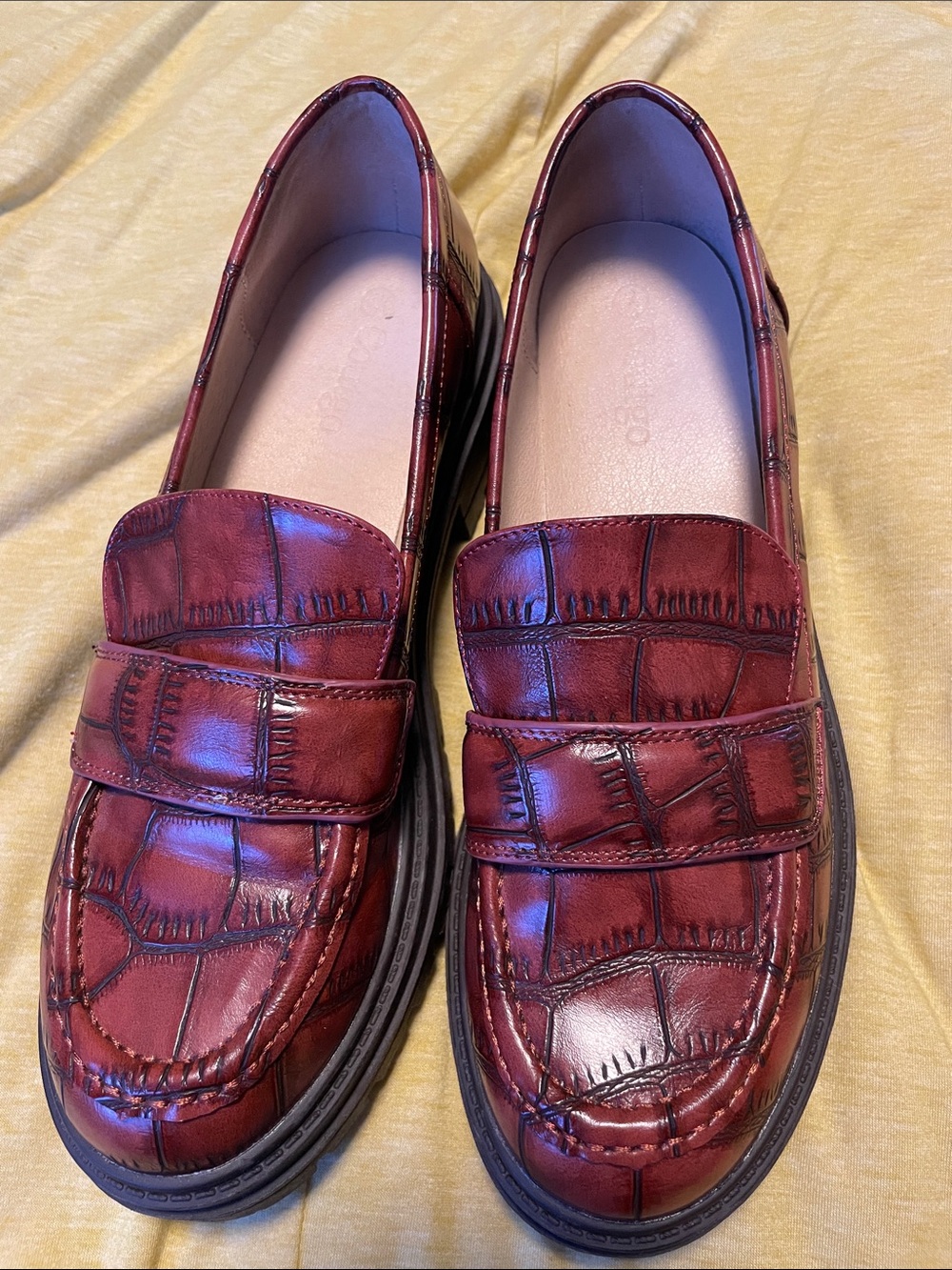 Women's Croc-Embossed Penny Loafers in Burgundy